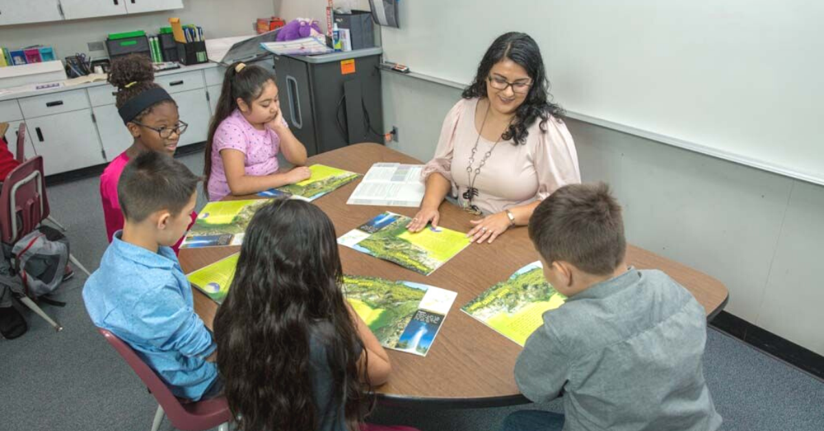 Guided Reading by Irene C. Fountas and Gay Su Pinnell