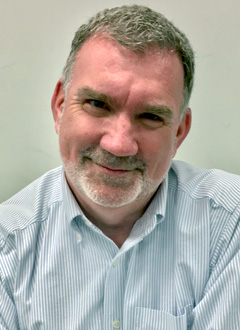 Head and Shoulder photo of author Martin Brandt